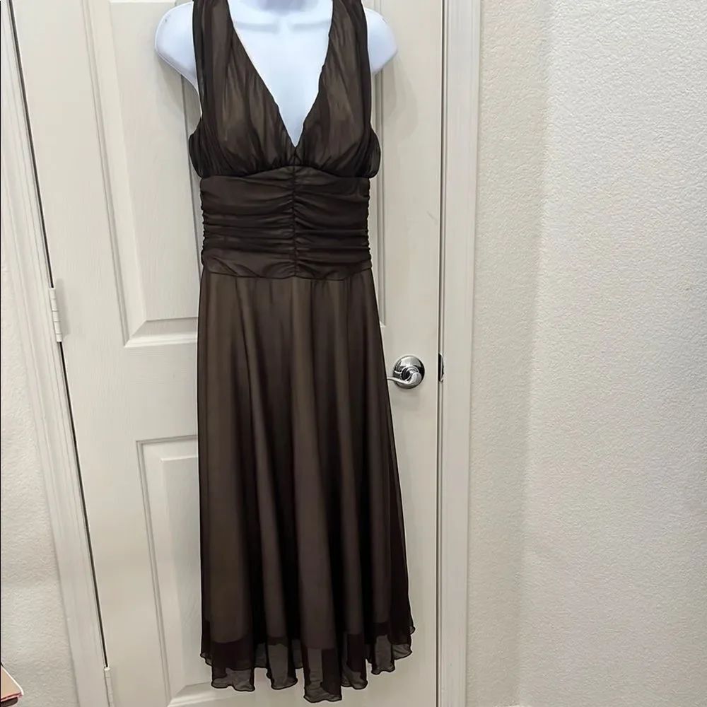 Connected Apparel Brown Sleeveless Plunge VNeck Slimming Ruched Waist Size 12